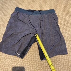 Lululemon xl dark light grey shorts with liner